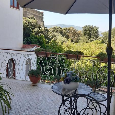 La Casa Di Rosa - Casa Vacanze Meta Buitenkant foto