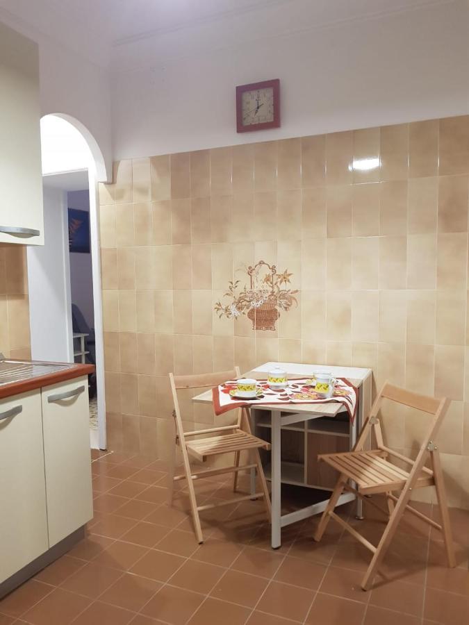 La Casa Di Rosa - Casa Vacanze Meta Buitenkant foto