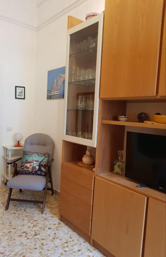 La Casa Di Rosa - Casa Vacanze Meta Buitenkant foto
