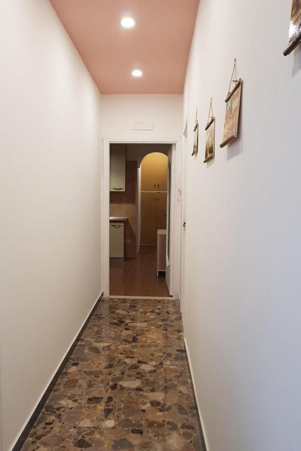 La Casa Di Rosa - Casa Vacanze Meta Buitenkant foto